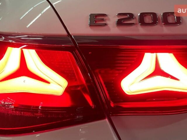 Мерседес Е-Клас, об'ємом двигуна 1.99 л та пробігом 0 тис. км за 9891297 $, фото 6 на Automoto.ua