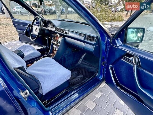 Мерседес Е-Класс, объемом двигателя 0 л и пробегом 275 тыс. км за 2400 $, фото 15 на Automoto.ua