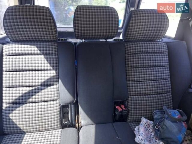Мерседес Е-Класс, объемом двигателя 2.2 л и пробегом 307 тыс. км за 3700 $, фото 12 на Automoto.ua