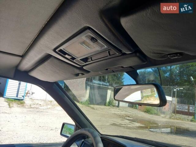 Мерседес Е-Класс, объемом двигателя 2.2 л и пробегом 307 тыс. км за 3700 $, фото 15 на Automoto.ua