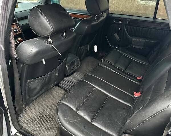 Мерседес Е-Клас, об'ємом двигуна 3 л та пробігом 493 тис. км за 3000 $, фото 13 на Automoto.ua