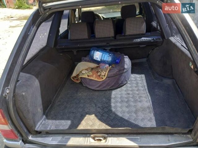 Мерседес Е-Класс, объемом двигателя 2.2 л и пробегом 307 тыс. км за 3700 $, фото 11 на Automoto.ua