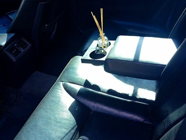 Мерседес Е-Класс, объемом двигателя 3 л и пробегом 500 тыс. км за 4000 $, фото 1 на Automoto.ua