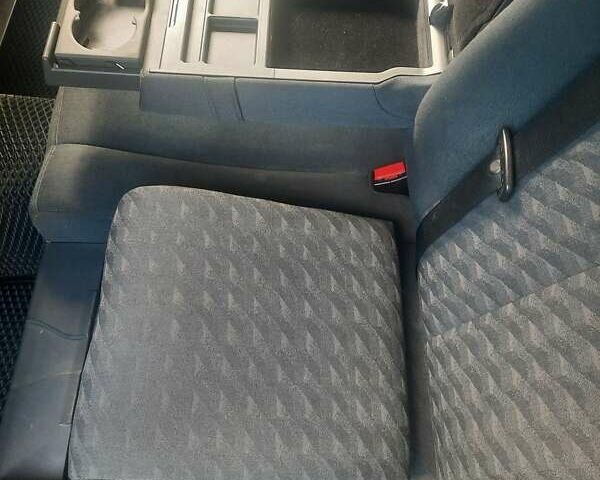 Мерседес Е-Клас, об'ємом двигуна 3.2 л та пробігом 406 тис. км за 7300 $, фото 16 на Automoto.ua