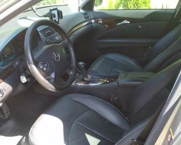 Мерседес Е-Класс, объемом двигателя 1.8 л и пробегом 223 тыс. км за 5500 $, фото 8 на Automoto.ua