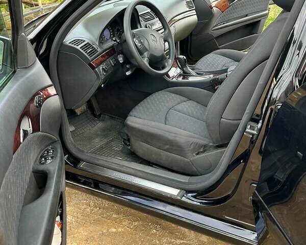 Мерседес Е-Класс, объемом двигателя 1.8 л и пробегом 205 тыс. км за 6350 $, фото 16 на Automoto.ua