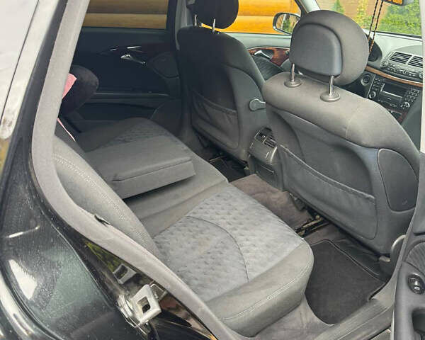 Мерседес Е-Класс, объемом двигателя 0 л и пробегом 250 тыс. км за 7200 $, фото 5 на Automoto.ua