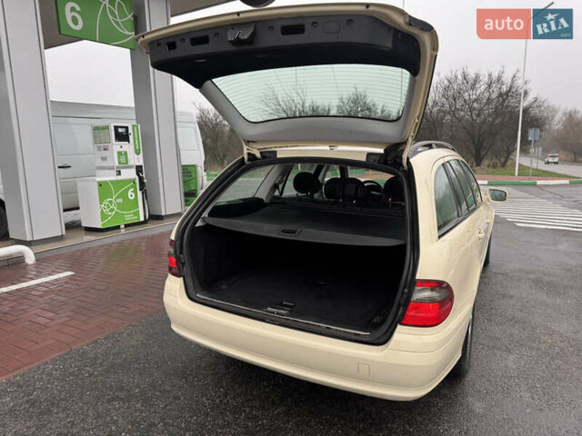 Мерседес Е-Класс, объемом двигателя 2.2 л и пробегом 265 тыс. км за 5500 $, фото 4 на Automoto.ua