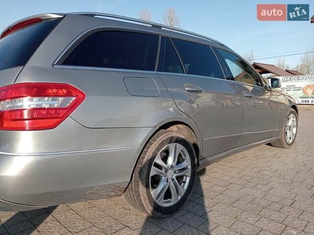 Мерседес Е-Класс, объемом двигателя 2.2 л и пробегом 316 тыс. км за 10500 $, фото 4 на Automoto.ua