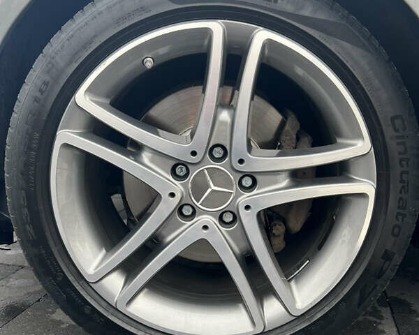 Мерседес Е-Класс, объемом двигателя 2.2 л и пробегом 348 тыс. км за 12799 $, фото 28 на Automoto.ua