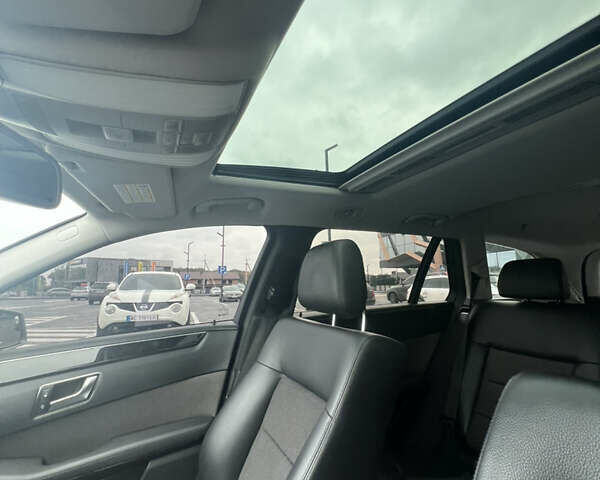 Мерседес Е-Класс, объемом двигателя 2.2 л и пробегом 348 тыс. км за 12799 $, фото 27 на Automoto.ua