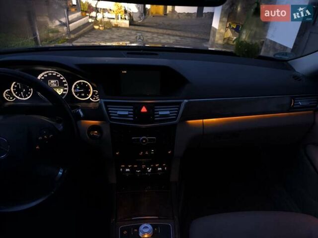 Мерседес Е-Класс, объемом двигателя 2.2 л и пробегом 197 тыс. км за 13500 $, фото 14 на Automoto.ua