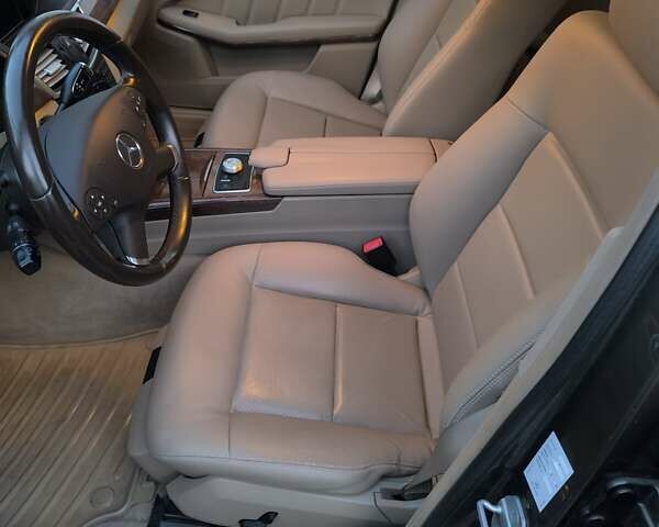 Мерседес Е-Класс, объемом двигателя 2.2 л и пробегом 197 тыс. км за 13500 $, фото 44 на Automoto.ua