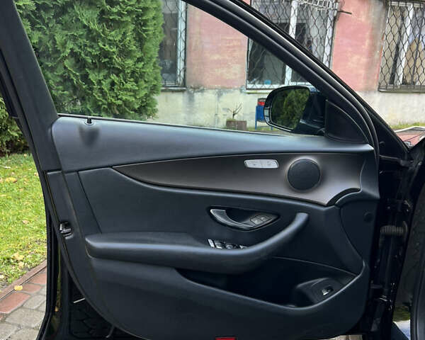 Мерседес Е-Клас, об'ємом двигуна 1.95 л та пробігом 299 тис. км за 22000 $, фото 9 на Automoto.ua