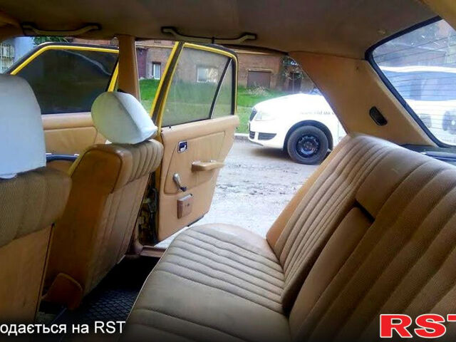 Жовтий Мерседес Е-Клас, об'ємом двигуна 2.4 л та пробігом 211 тис. км за 1400 $, фото 9 на Automoto.ua