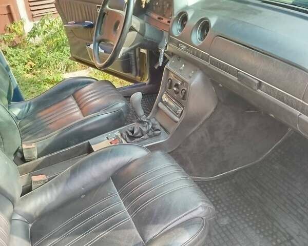 Желтый Мерседес Е-Класс, объемом двигателя 2.5 л и пробегом 390 тыс. км за 3950 $, фото 21 на Automoto.ua