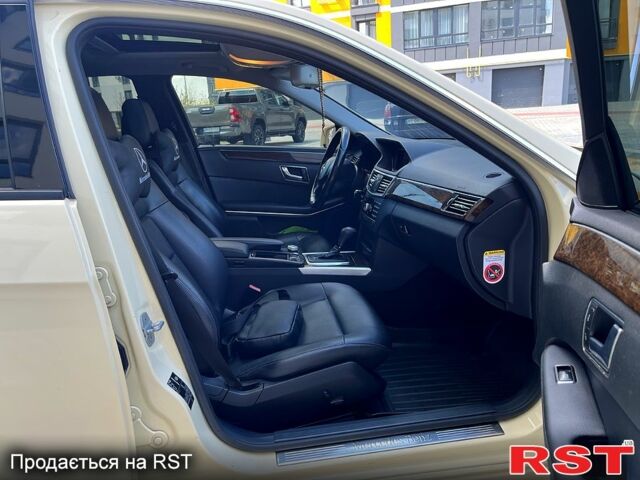 Жовтий Мерседес Е-Клас, об'ємом двигуна 1.8 л та пробігом 336 тис. км за 11000 $, фото 7 на Automoto.ua