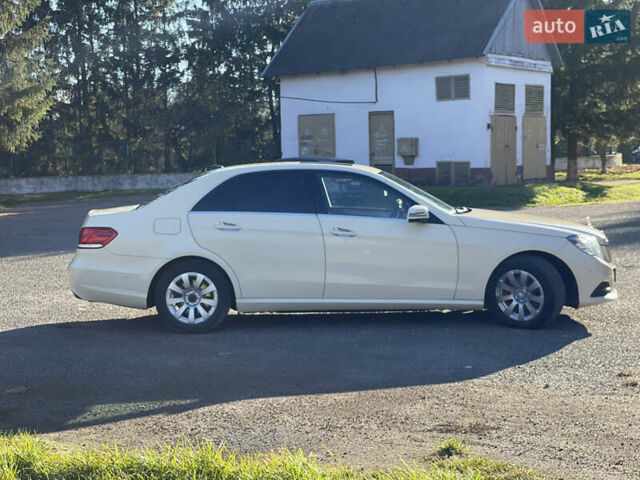 Желтый Мерседес Е-Класс, объемом двигателя 2.14 л и пробегом 470 тыс. км за 9800 $, фото 5 на Automoto.ua