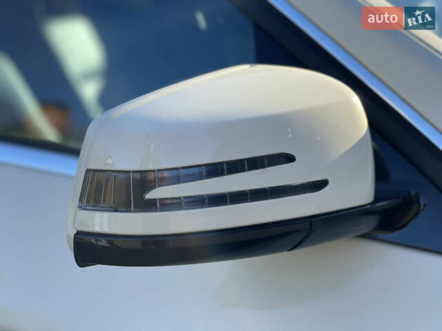 Желтый Мерседес Е-Класс, объемом двигателя 2.14 л и пробегом 470 тыс. км за 9800 $, фото 30 на Automoto.ua