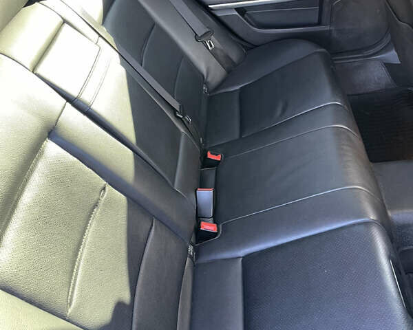 Желтый Мерседес Е-Класс, объемом двигателя 2.14 л и пробегом 470 тыс. км за 9800 $, фото 25 на Automoto.ua