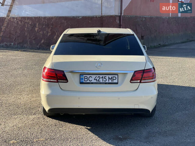 Желтый Мерседес Е-Класс, объемом двигателя 2.14 л и пробегом 470 тыс. км за 9800 $, фото 9 на Automoto.ua