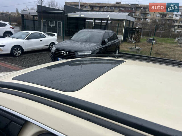 Жовтий Мерседес Е-Клас, об'ємом двигуна 2.14 л та пробігом 288 тис. км за 10700 $, фото 16 на Automoto.ua