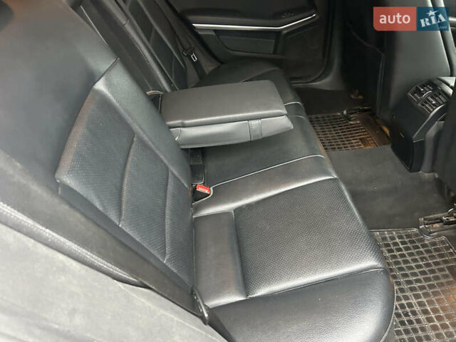 Жовтий Мерседес Е-Клас, об'ємом двигуна 2.14 л та пробігом 288 тис. км за 10700 $, фото 21 на Automoto.ua