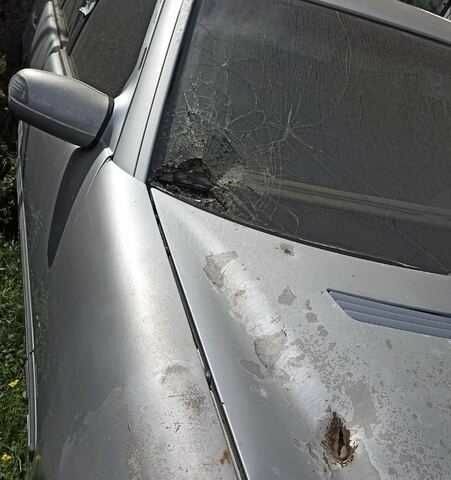 Сірий Мерседес Е-Клас, об'ємом двигуна 4.2 л та пробігом 1000 тис. км за 1472 $, фото 4 на Automoto.ua