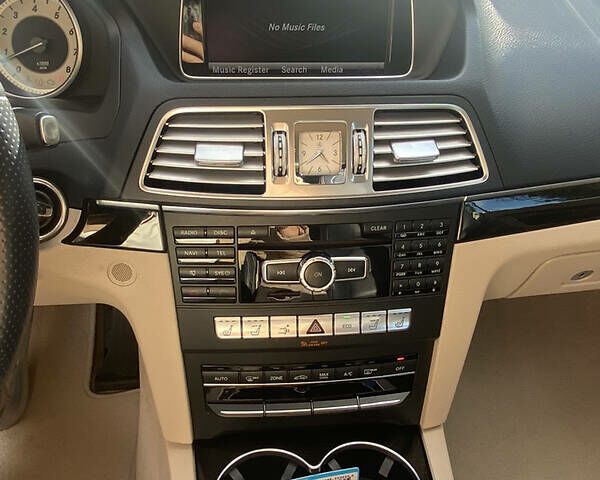 Серый Мерседес Е-Класс, объемом двигателя 3 л и пробегом 85 тыс. км за 21000 $, фото 6 на Automoto.ua