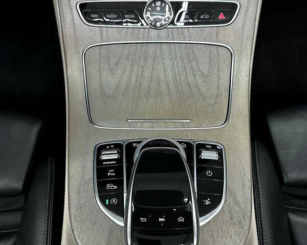 Серый Мерседес Е-Класс, объемом двигателя 3 л и пробегом 50 тыс. км за 37000 $, фото 19 на Automoto.ua