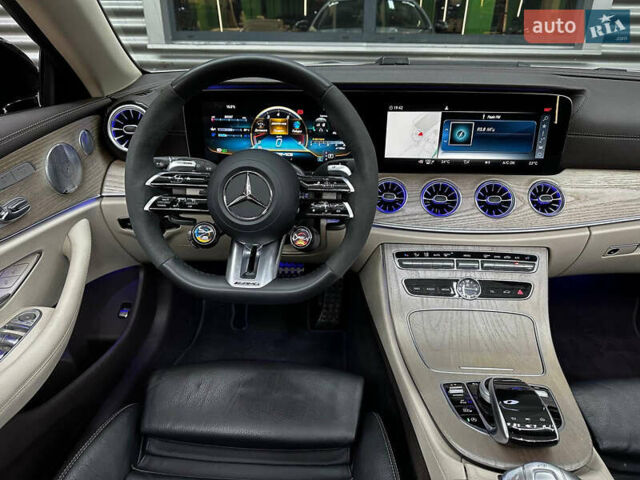 Серый Мерседес Е-Класс, объемом двигателя 3 л и пробегом 50 тыс. км за 37000 $, фото 20 на Automoto.ua