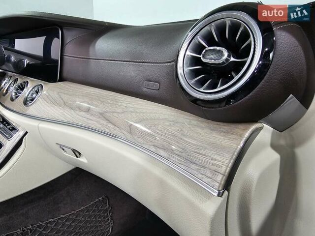 Сірий Мерседес Е-Клас, об'ємом двигуна 3 л та пробігом 26 тис. км за 47777 $, фото 19 на Automoto.ua