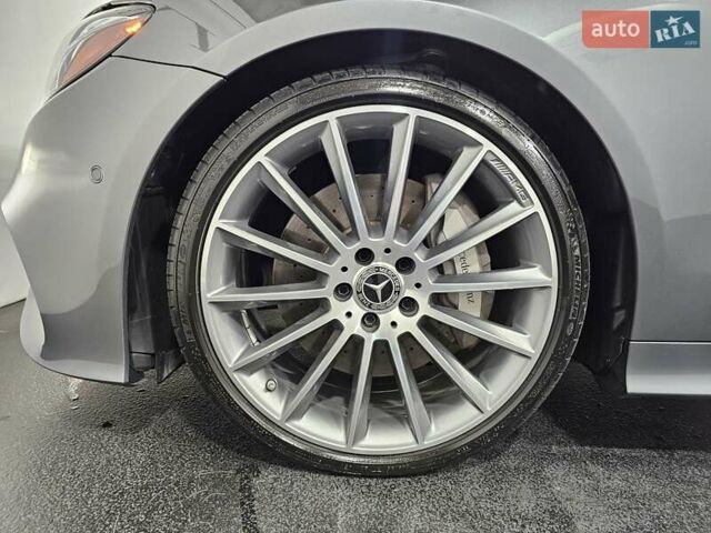 Сірий Мерседес Е-Клас, об'ємом двигуна 3 л та пробігом 26 тис. км за 47777 $, фото 46 на Automoto.ua