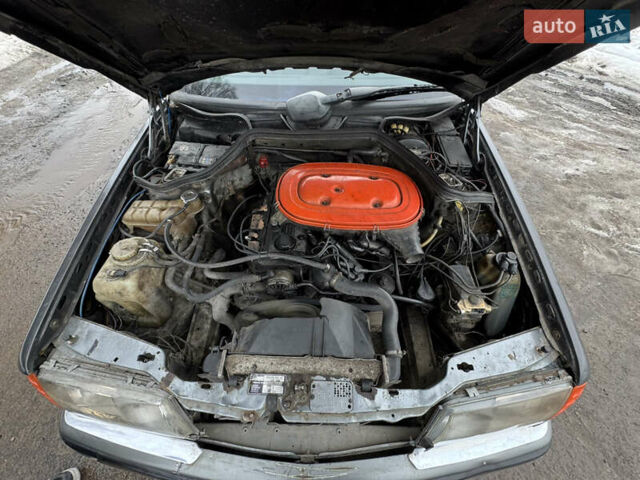 Сірий Мерседес Е-Клас, об'ємом двигуна 2.3 л та пробігом 300 тис. км за 4000 $, фото 18 на Automoto.ua