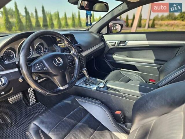 Сірий Мерседес Е-Клас, об'ємом двигуна 3.5 л та пробігом 210 тис. км за 15500 $, фото 14 на Automoto.ua