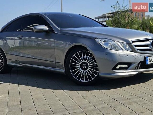 Сірий Мерседес Е-Клас, об'ємом двигуна 3.5 л та пробігом 210 тис. км за 15500 $, фото 5 на Automoto.ua