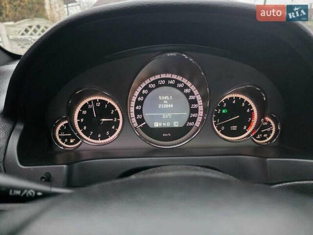 Серый Мерседес Е-Класс, объемом двигателя 3.5 л и пробегом 212 тыс. км за 13888 $, фото 19 на Automoto.ua