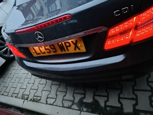 Серый Мерседес Е-Класс, объемом двигателя 3 л и пробегом 250 тыс. км за 5600 $, фото 2 на Automoto.ua