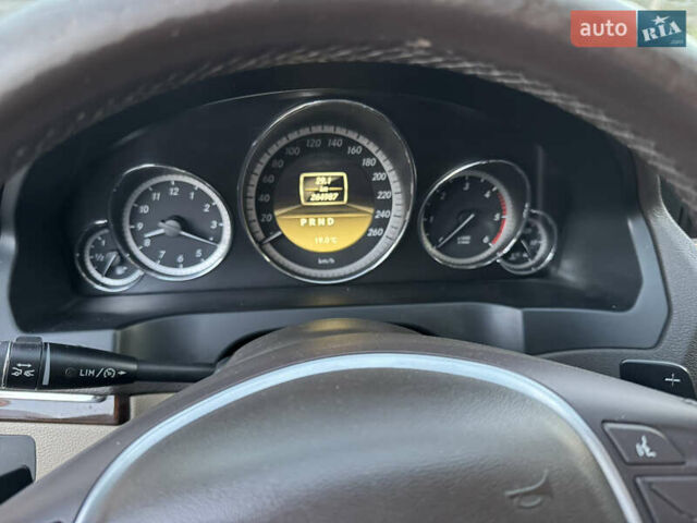 Серый Мерседес Е-Класс, объемом двигателя 2.9 л и пробегом 265 тыс. км за 12000 $, фото 17 на Automoto.ua