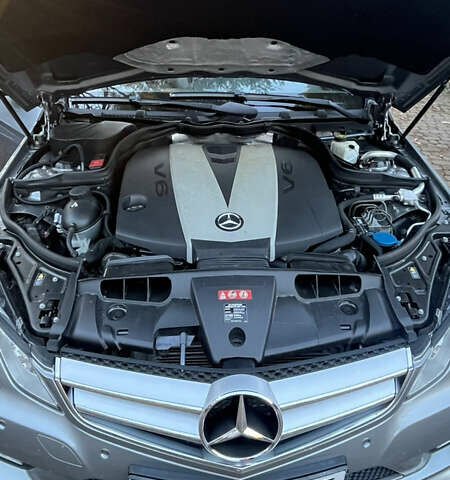 Серый Мерседес Е-Класс, объемом двигателя 2.99 л и пробегом 173 тыс. км за 21474 $, фото 11 на Automoto.ua