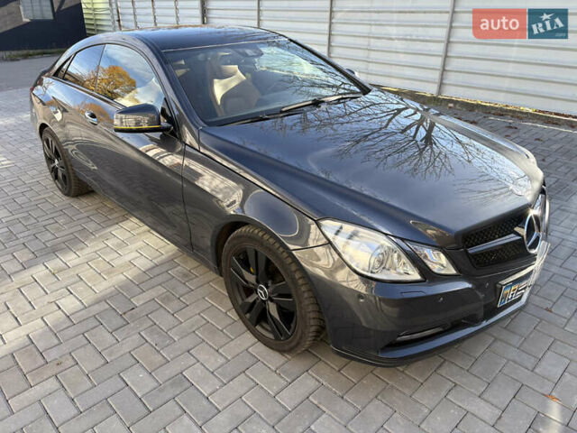 Сірий Мерседес Е-Клас, об'ємом двигуна 1.8 л та пробігом 115 тис. км за 17999 $, фото 6 на Automoto.ua