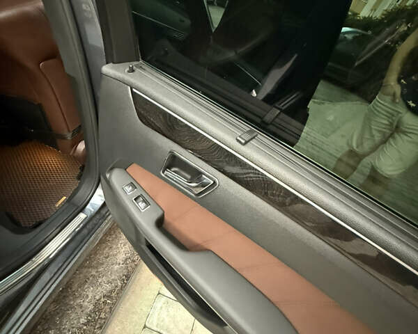 Мерседес Е-Клас 2011 у Вінниці на Automoto.ua Сірий Мерседес Е-Клас, об'ємом двигуна 2.14 л та пробігом 340 тис. км за 15500 $, фото 7 на Automoto.ua
