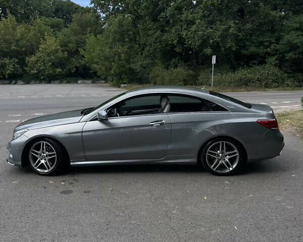 Мерседес Е-Класс 2013 в Полтаве на Automoto.ua Серый Мерседес Е-Класс, объемом двигателя 2.14 л и пробегом 165 тыс. км за 16500 $, фото 10 на Automoto.ua