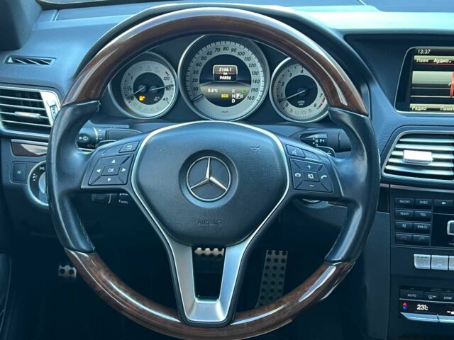 Серый Мерседес Е-Класс, объемом двигателя 3.5 л и пробегом 94 тыс. км за 17800 $, фото 21 на Automoto.ua