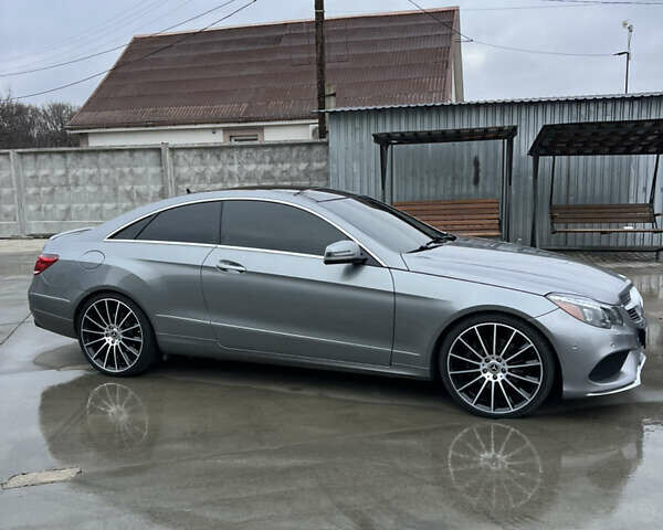 Серый Мерседес Е-Класс, объемом двигателя 3 л и пробегом 120 тыс. км за 19000 $, фото 6 на Automoto.ua