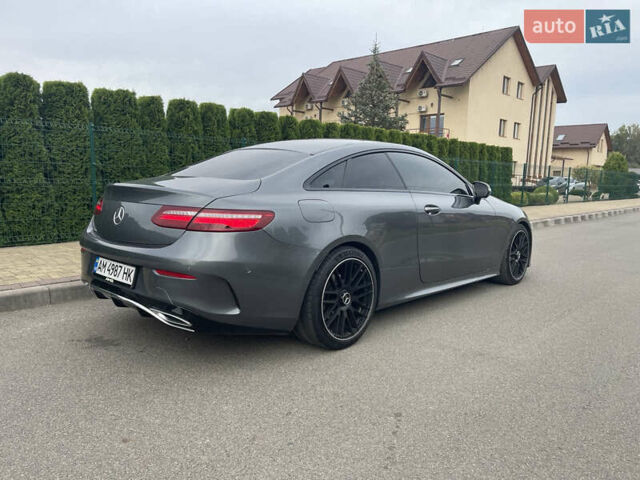 Серый Мерседес Е-Класс, объемом двигателя 1.95 л и пробегом 128 тыс. км за 35000 $, фото 4 на Automoto.ua