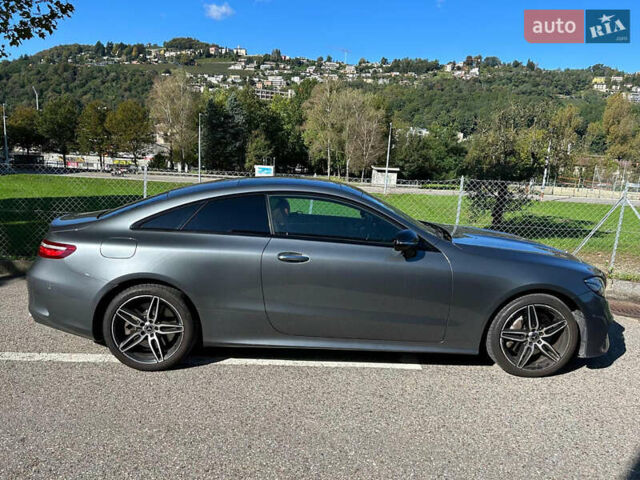 Серый Мерседес Е-Класс, объемом двигателя 3 л и пробегом 44 тыс. км за 65000 $, фото 3 на Automoto.ua