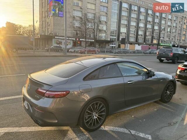 Серый Мерседес Е-Класс, объемом двигателя 3 л и пробегом 50 тыс. км за 85000 $, фото 7 на Automoto.ua