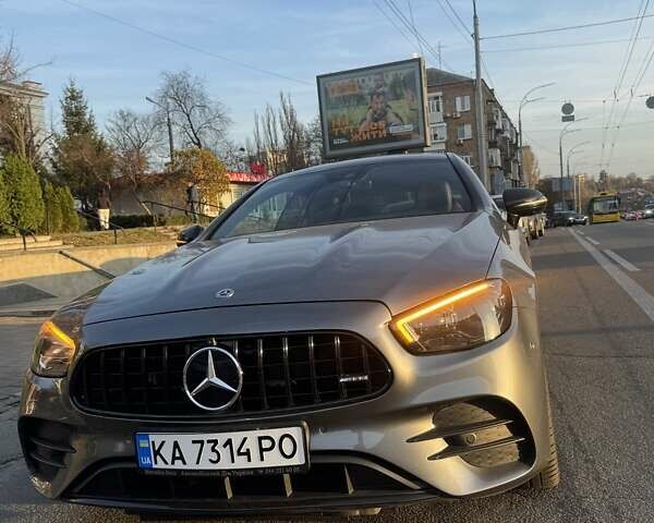 Серый Мерседес Е-Класс, объемом двигателя 3 л и пробегом 50 тыс. км за 85000 $, фото 12 на Automoto.ua