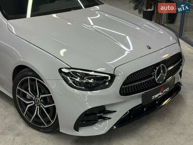 Серый Мерседес Е-Класс, объемом двигателя 3 л и пробегом 7 тыс. км за 66500 $, фото 2 на Automoto.ua